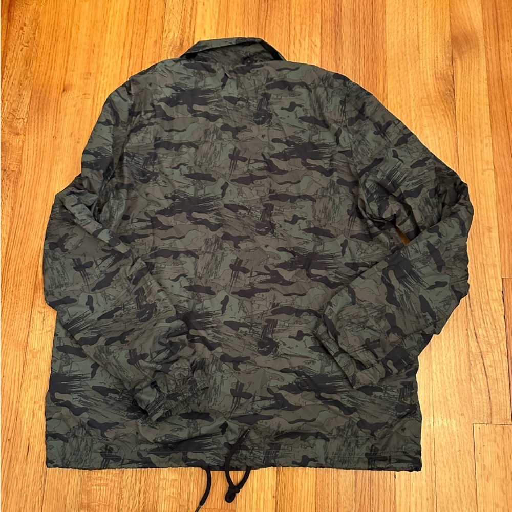 Element Camo Button Front Women's Size L(J5 - image 4